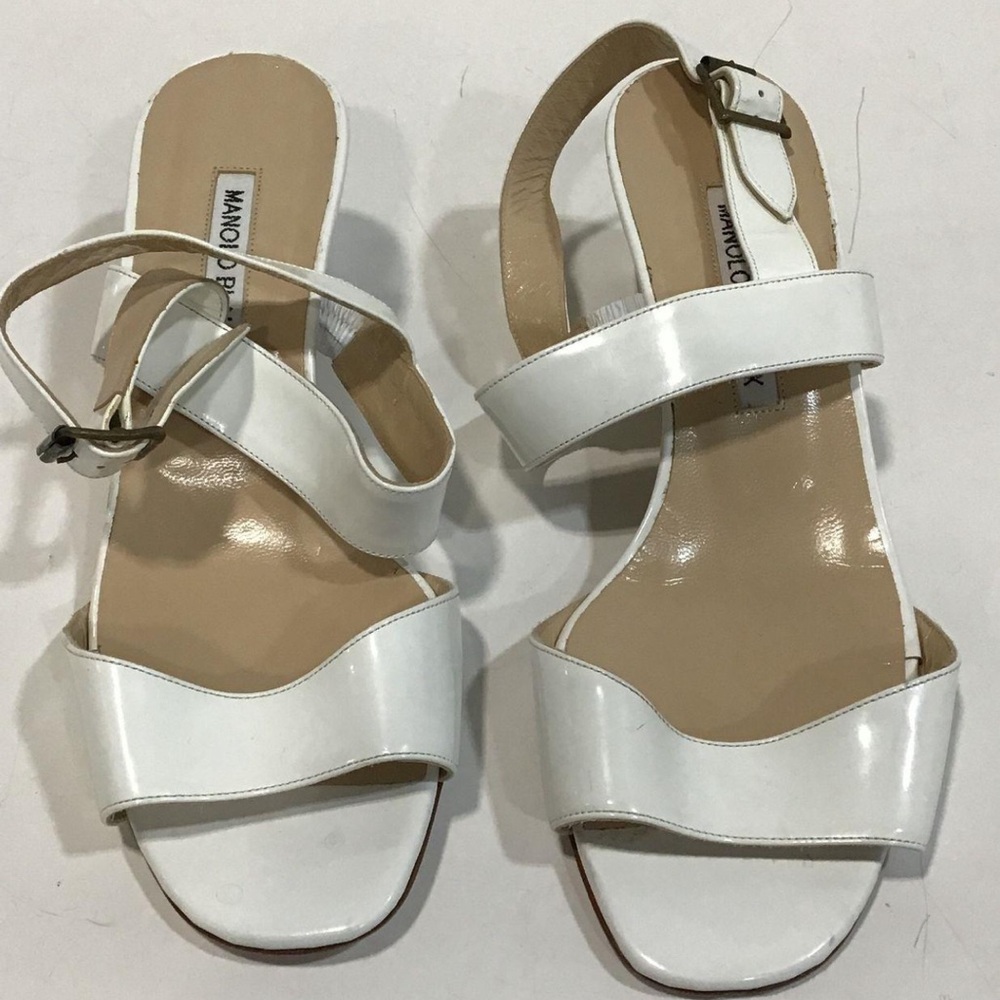 NEW!! Women's Manolo Blahnik White Leather Strappy Sandals Size 37